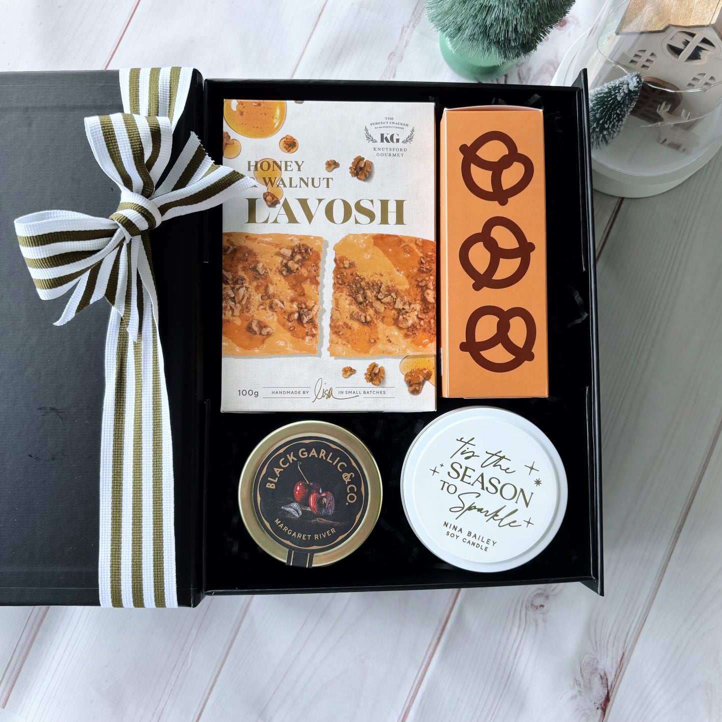 Season’s Delight Gift Box